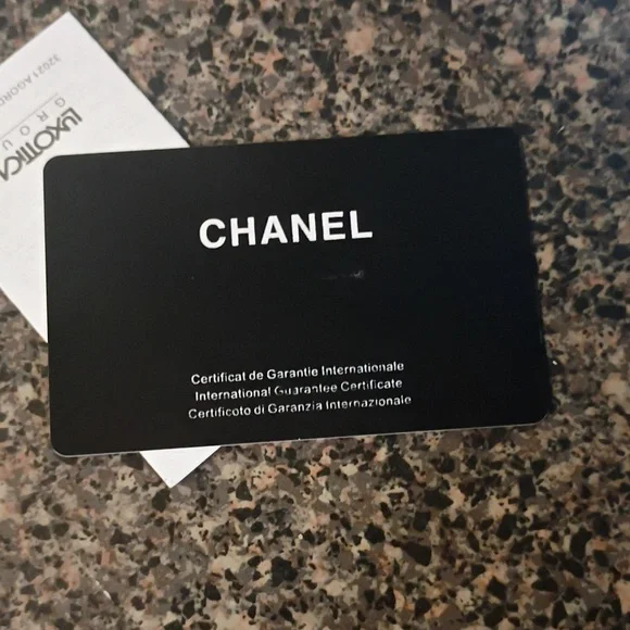 CHANEL Rose-Tinted Sunglasses with Pearl Accent All Inclusive - Picture 13 of 15